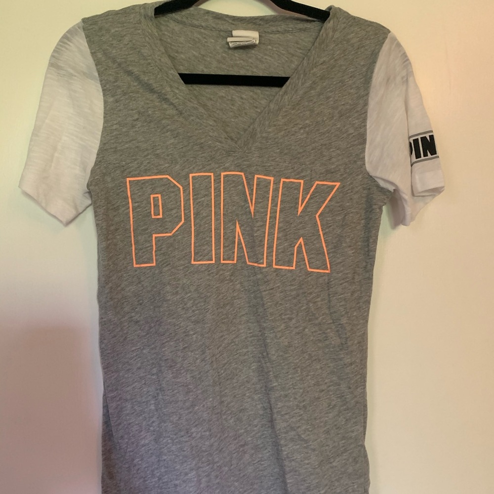 V neck T-shirt